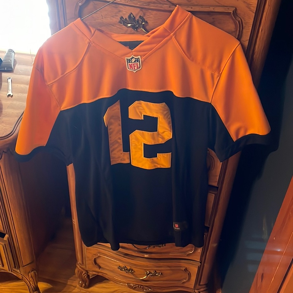 Throw back packers jersey